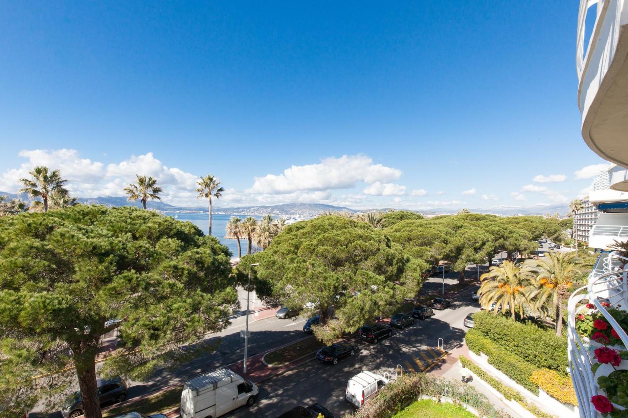 Sea View Cannes Croisette In Front Of The Sea Appartement Buitenkant foto